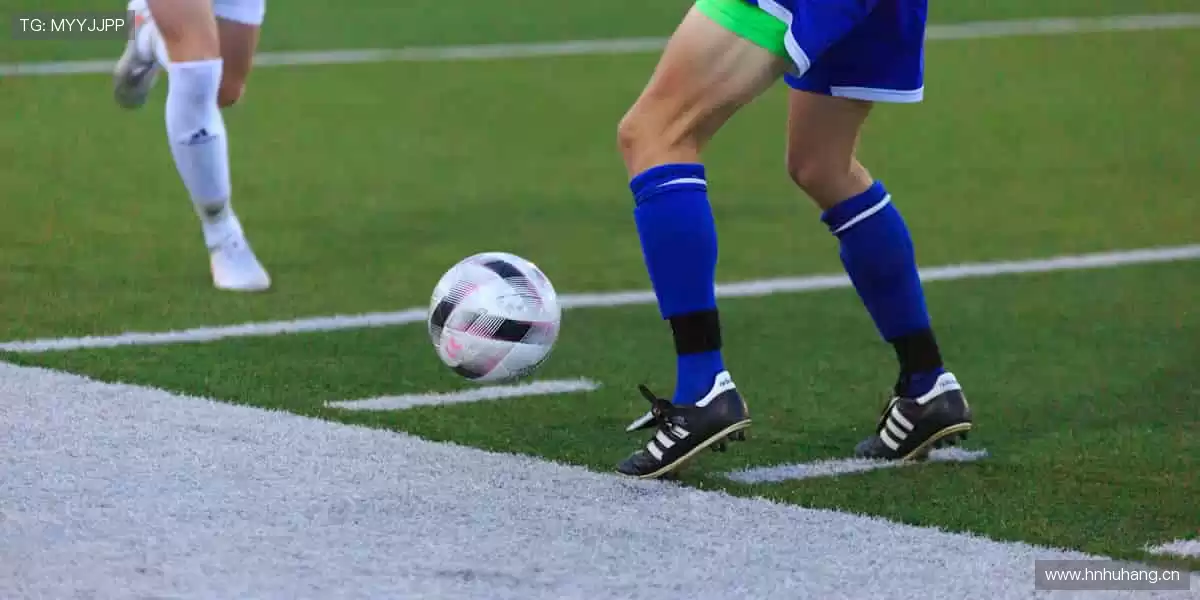 🎧沉浸式体验,声临其境!戴上耳机,仿佛置身比赛现场!